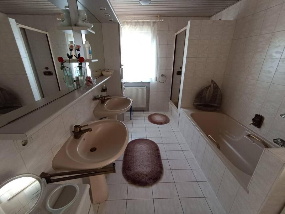 Ferienwohnung Marell Großwallstadt Esterno foto